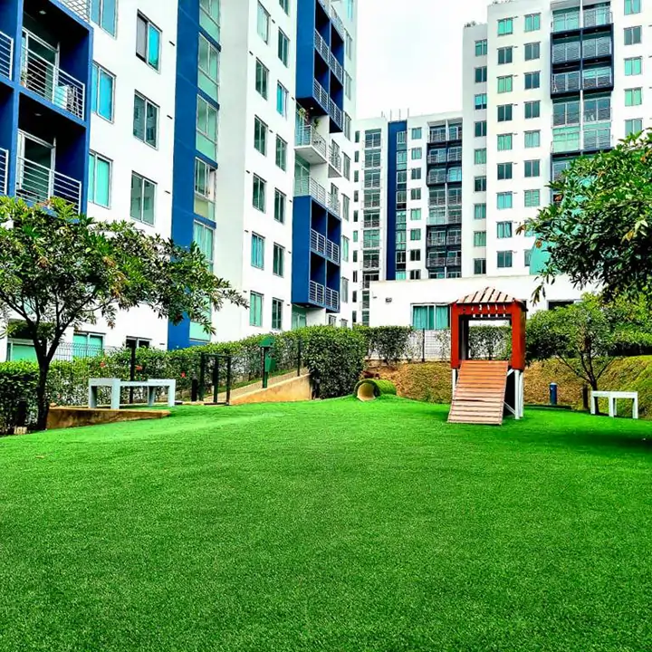 Commercial artificial grass dog run installation from SYNLawn