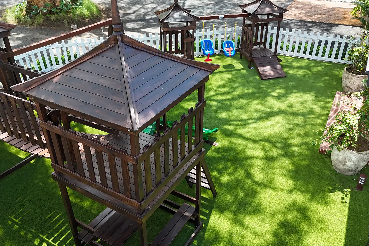 sc-backyard-playground-turf-4 SYNLawn artificial grass backyard playground installed by SYNLawn