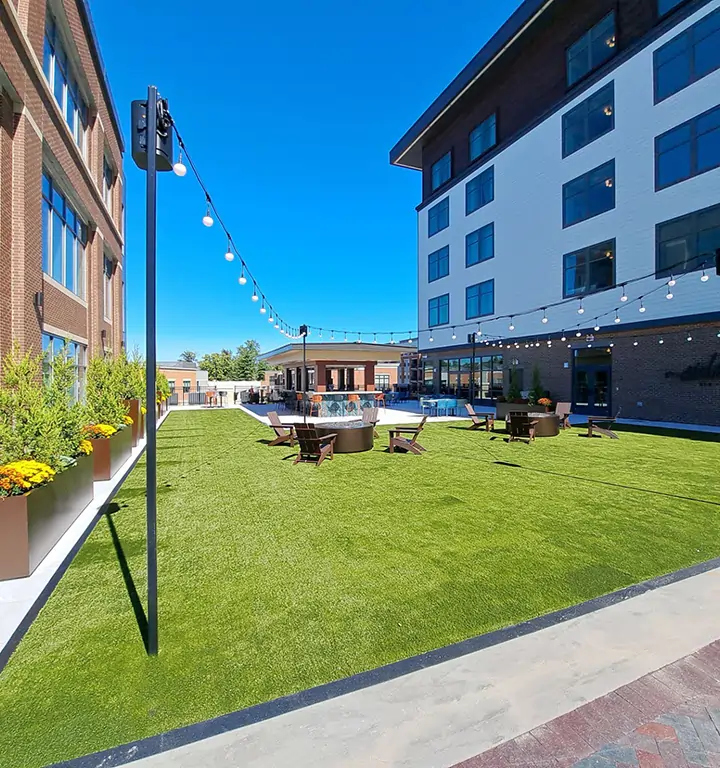 commercial-artificial-rooftop-turf-2 SYNLawn commercial artificial grass rooftop installation